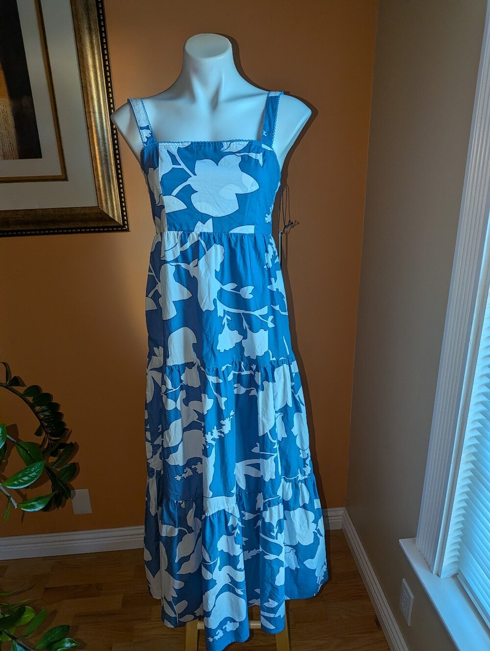 NEW Nicole Miller Blue & White Floral Tiered Sundress Size S